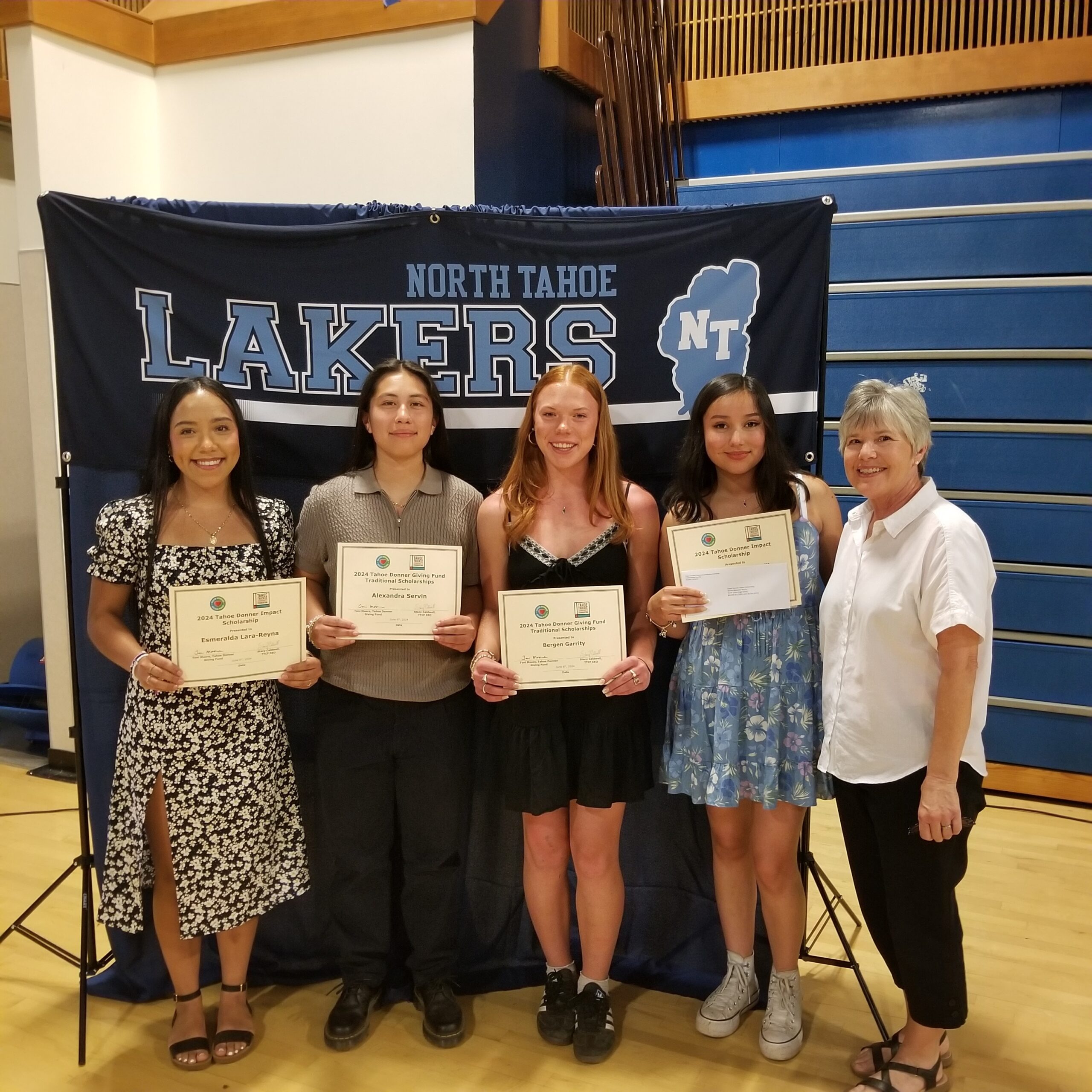 photo of NTHS awards